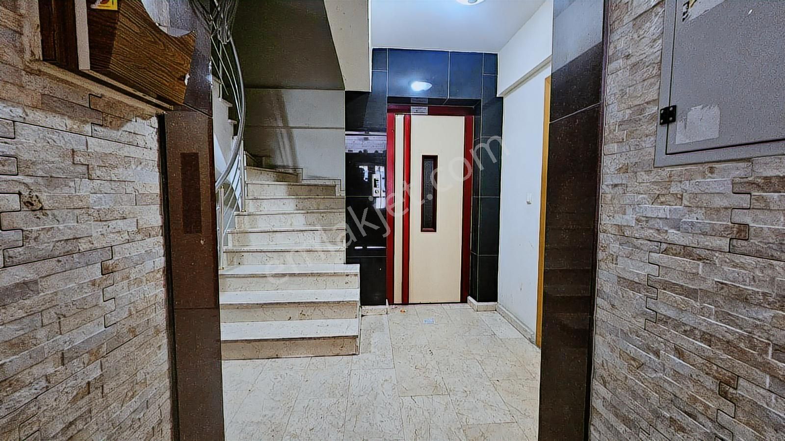 Mehterçeşme 2+1 Yüksek Giriş Satışa Hazır - Görsel 6