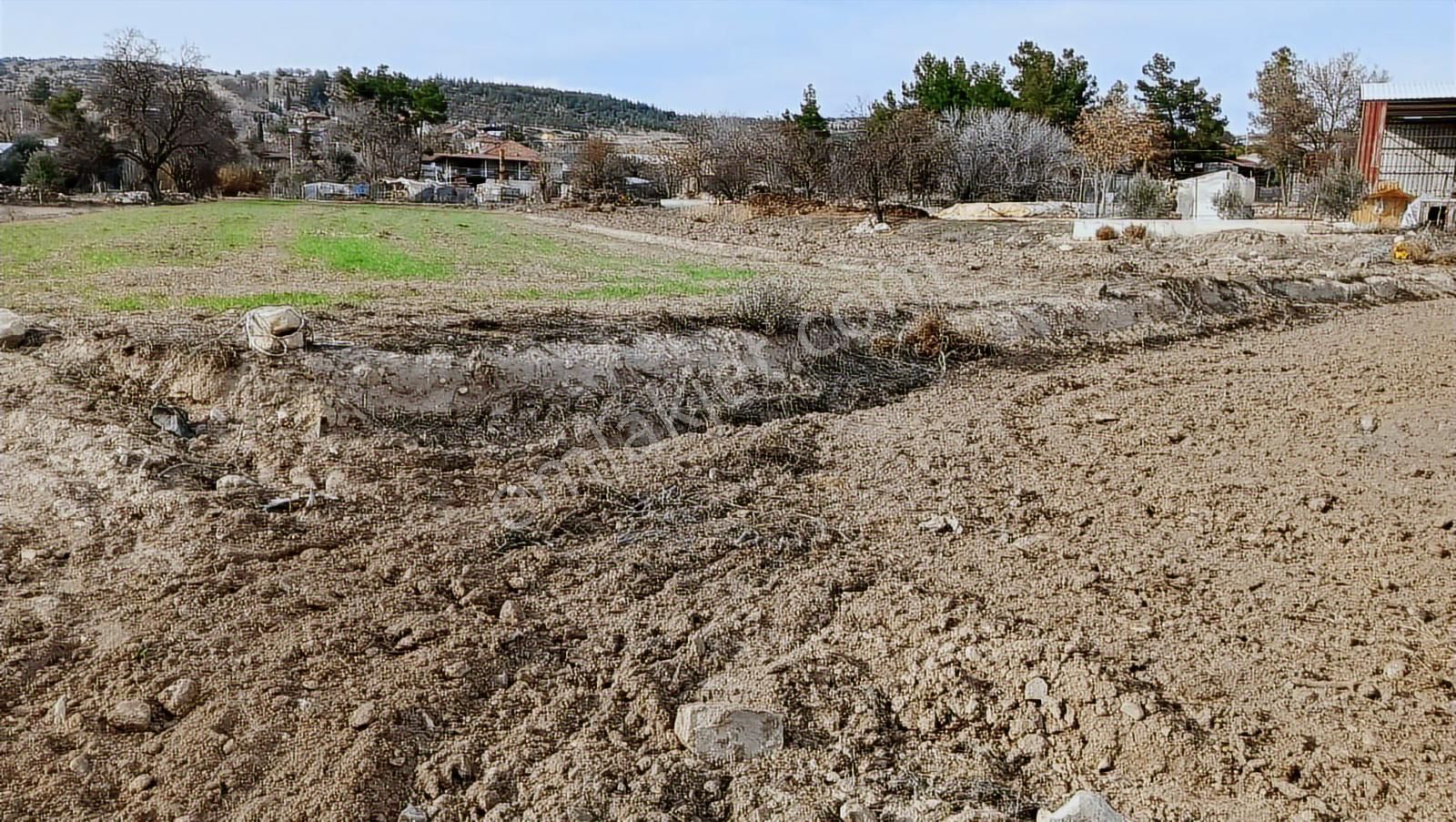 Korkuteli Gözdesi Büyük Köy De 910m2 Satılık İmarlı Arsa - Görsel 13