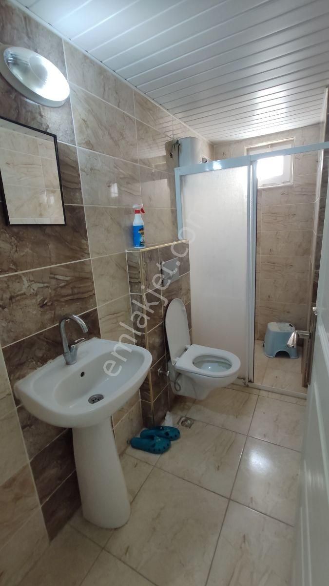 Ulusoy Cad. Balkonlu Full Eşyalı Geniş 1+1 - Görsel 16