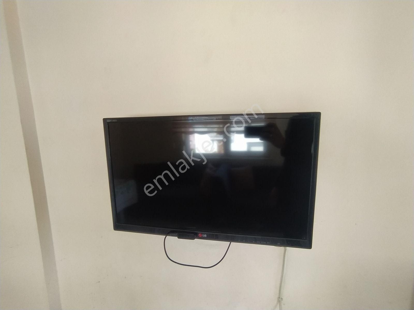 Ulusoy Cad. Balkonlu Full Eşyalı Geniş 1+1 - Görsel 10