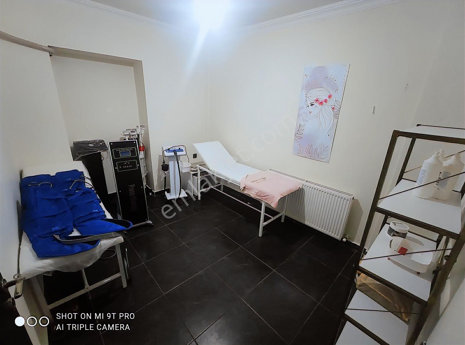 Çark Caddesinde Tabela Değeri Yüksek Devren Satılık Güzellik - Görsel 19