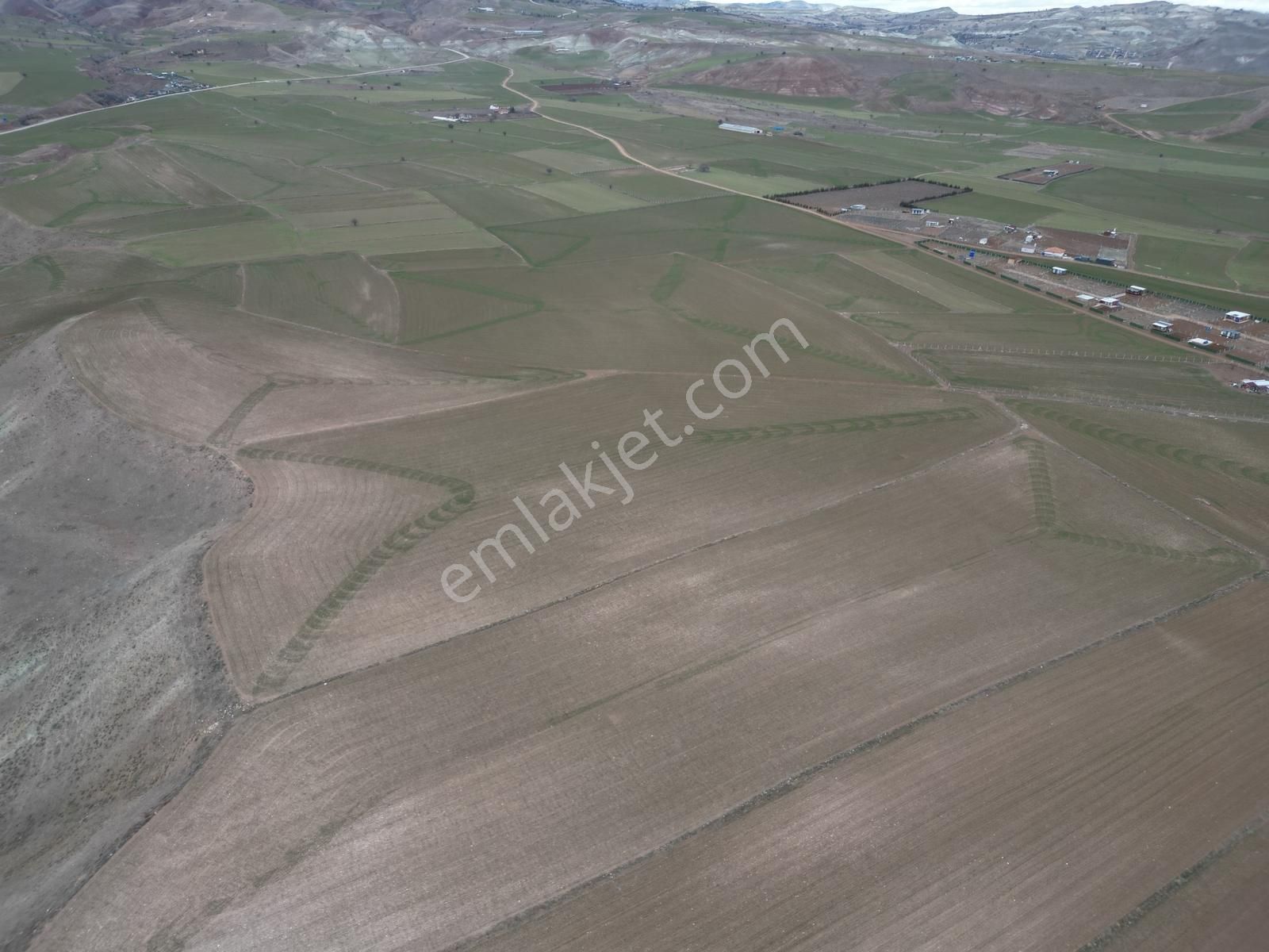 Oğuzlar'dan__ Ayaş Gökler'de Kadastro Yolu Olan Tek Tapu 28.805m - Görsel 14