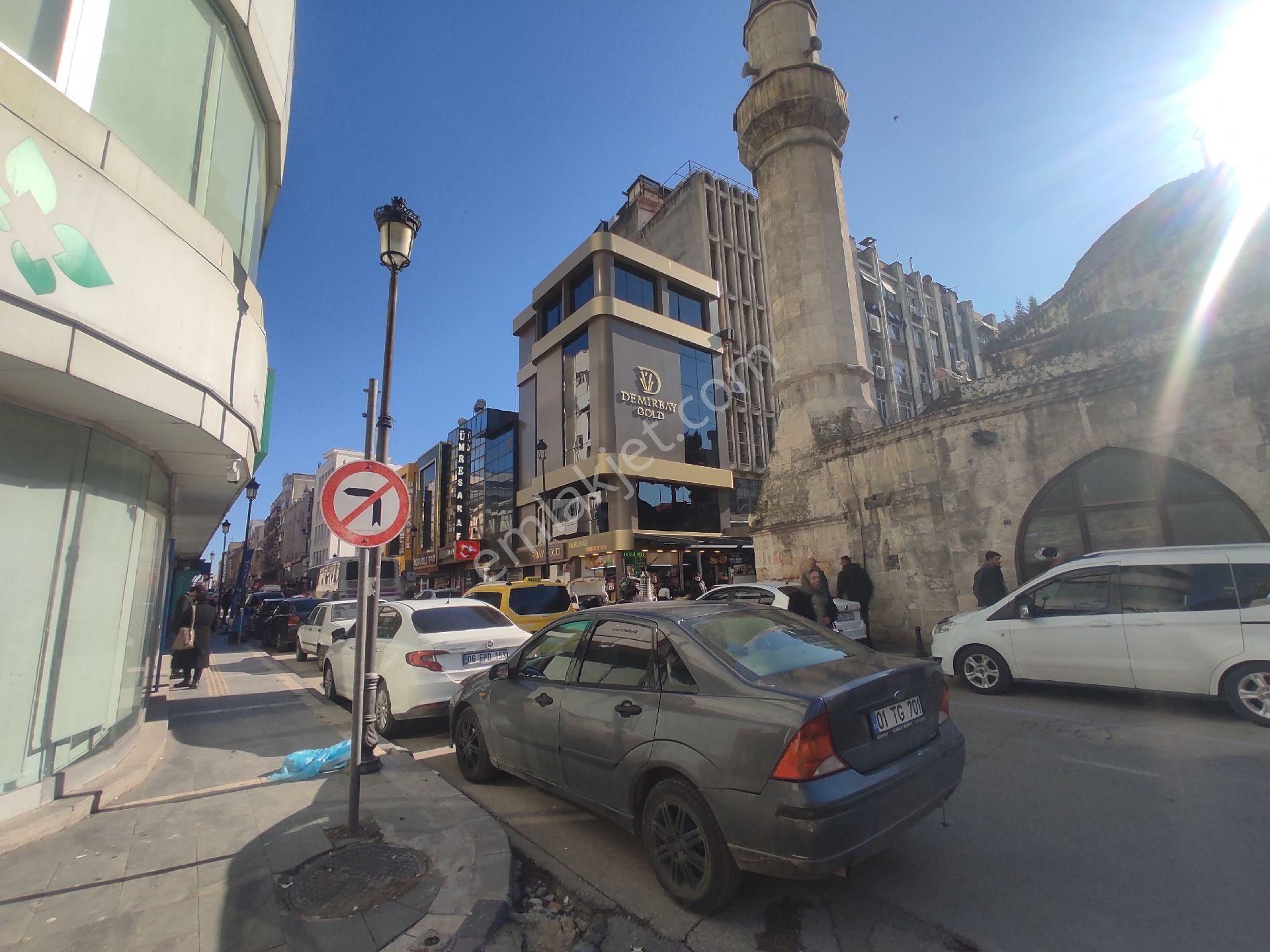 5 Ocak Meydanı Çarşının Göbeğinde 7metre Yola Cepheli Devren Kiralık Her İşe Uygun - Görsel 11