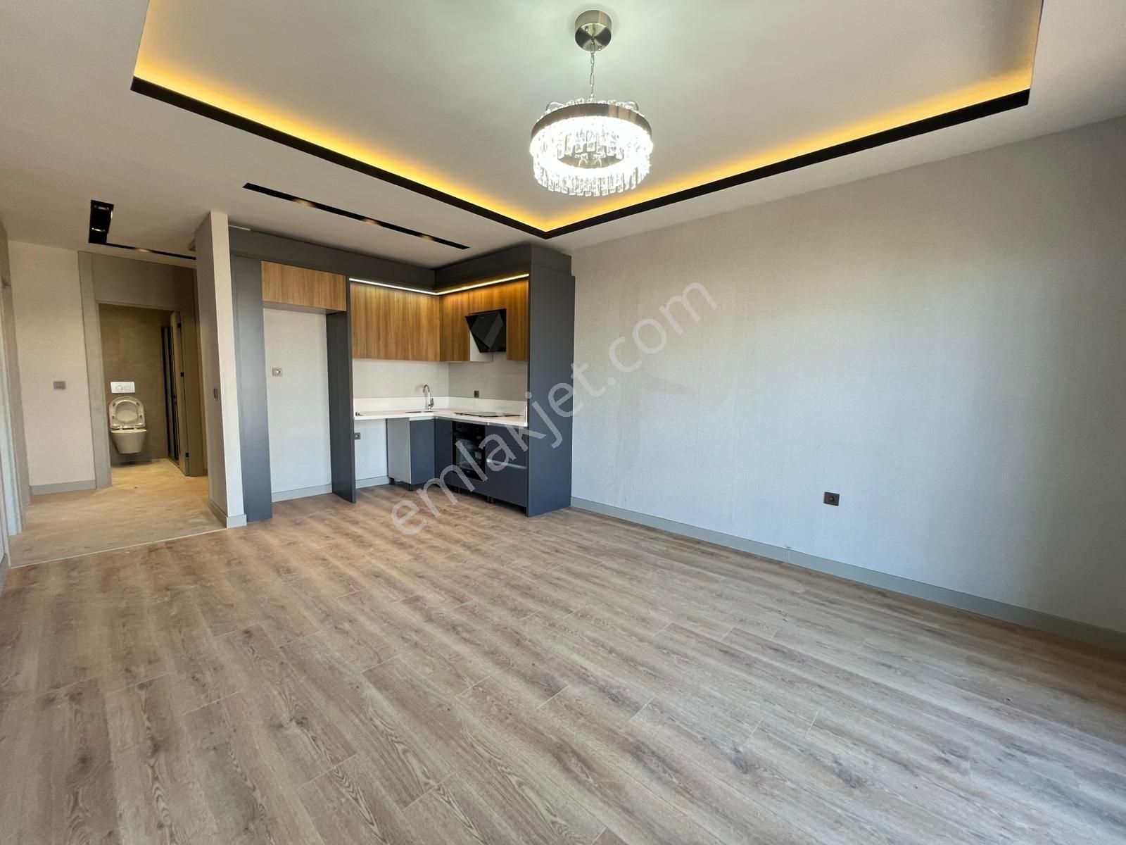 Engin Emlak'tan Cadde Üzerin'de Şık Tasarımlı Sıfır 2+1 Daire - Görsel 15