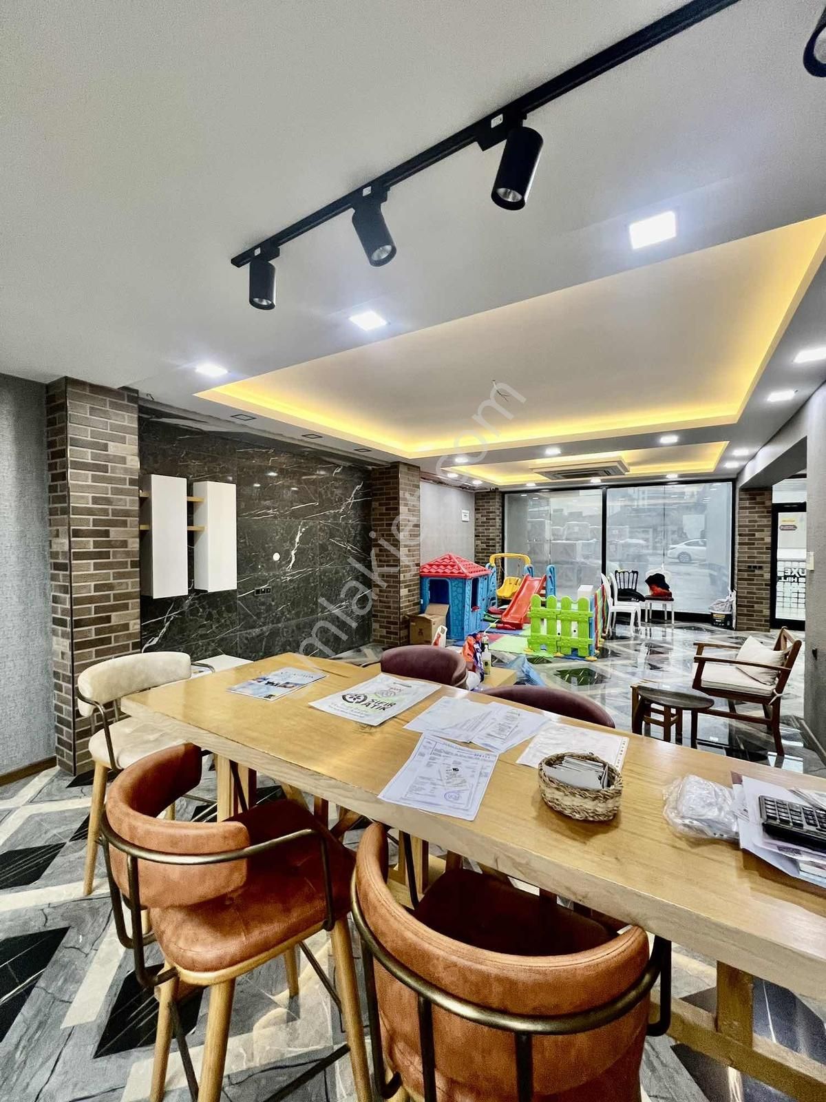 İçi Masrafsız Komple Sıfır Yapılı Gökdelenler Bölgesi - Görsel 25