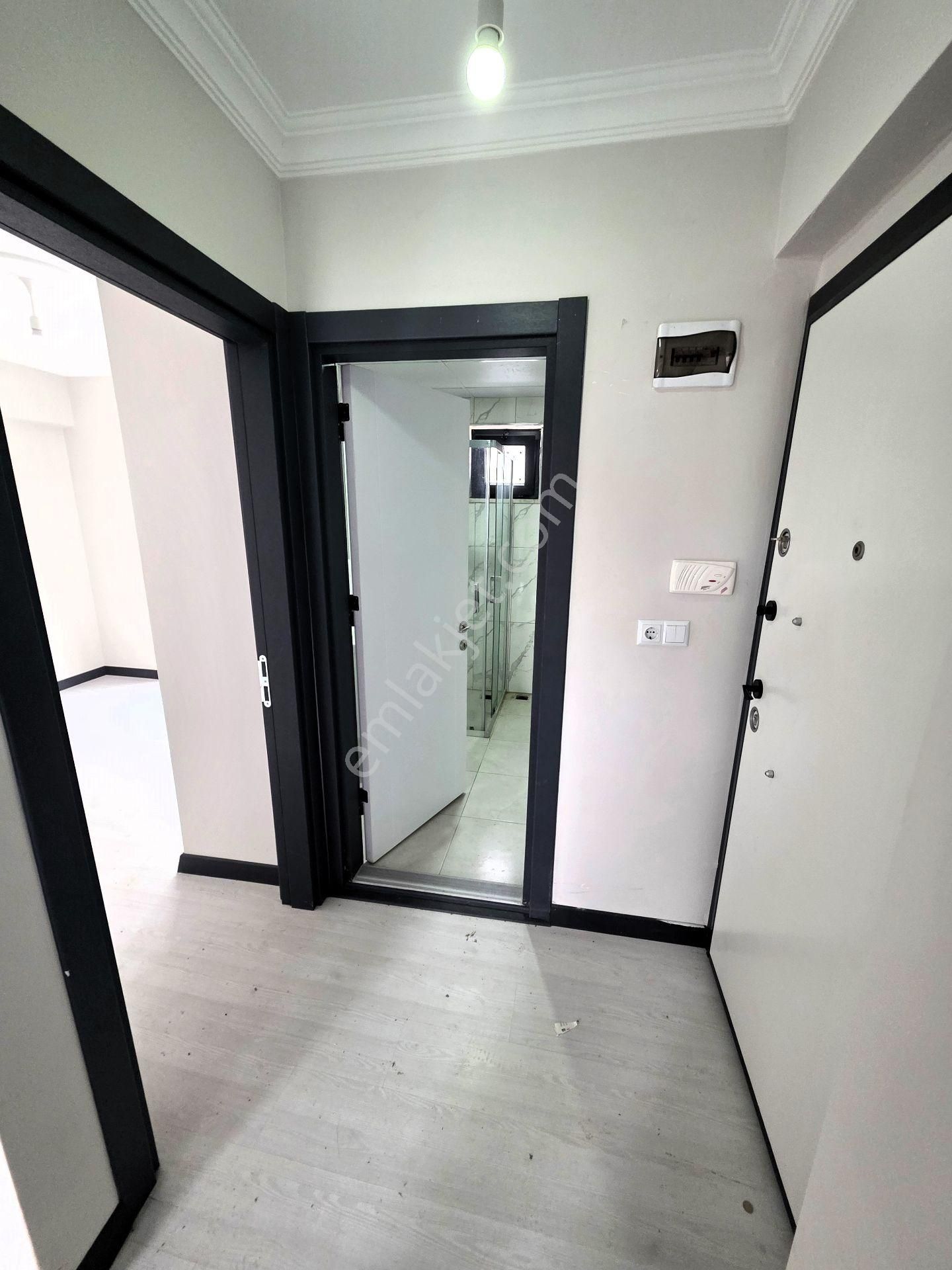 Doğan Emlak 'tan Tam Merkezi Konumda İskanlı Ve Arakat 1+1 Daire - Görsel 3