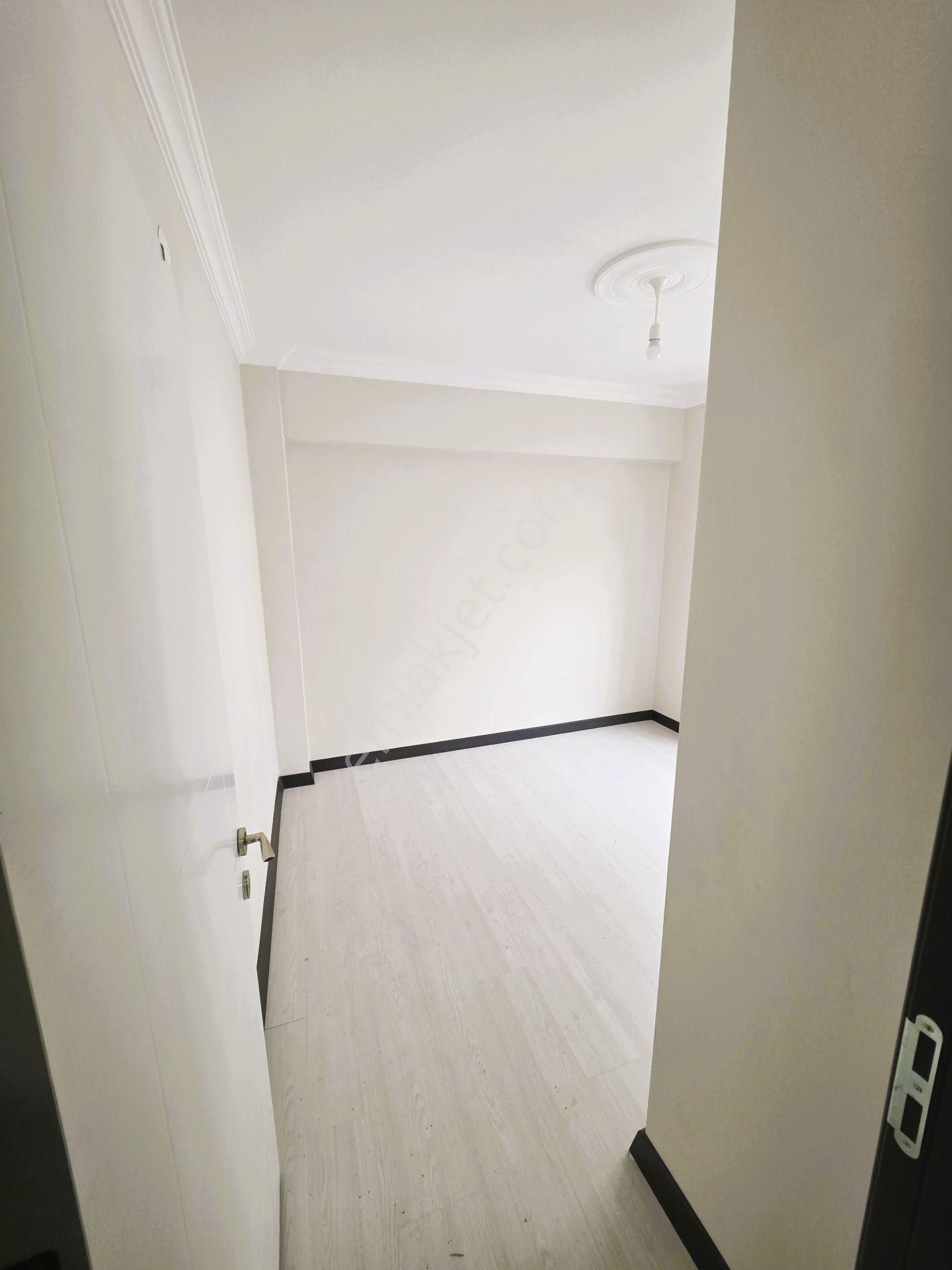 Doğan Emlak 'tan Tam Merkezi Konumda İskanlı Ve Arakat 1+1 Daire - Görsel 17