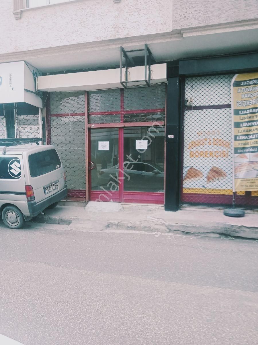 Elmasbahçeler De Satılık İşyeri