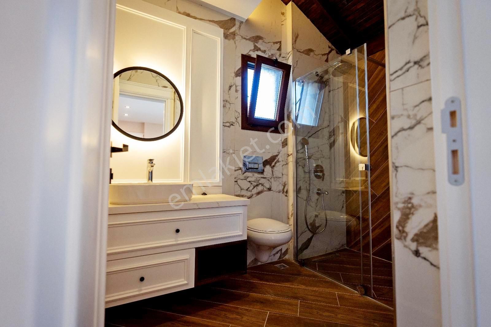 Kuşadası Caferli De Tek Müstakil Özel Havuzlu 3+1 Müstakil Villa - Görsel 31