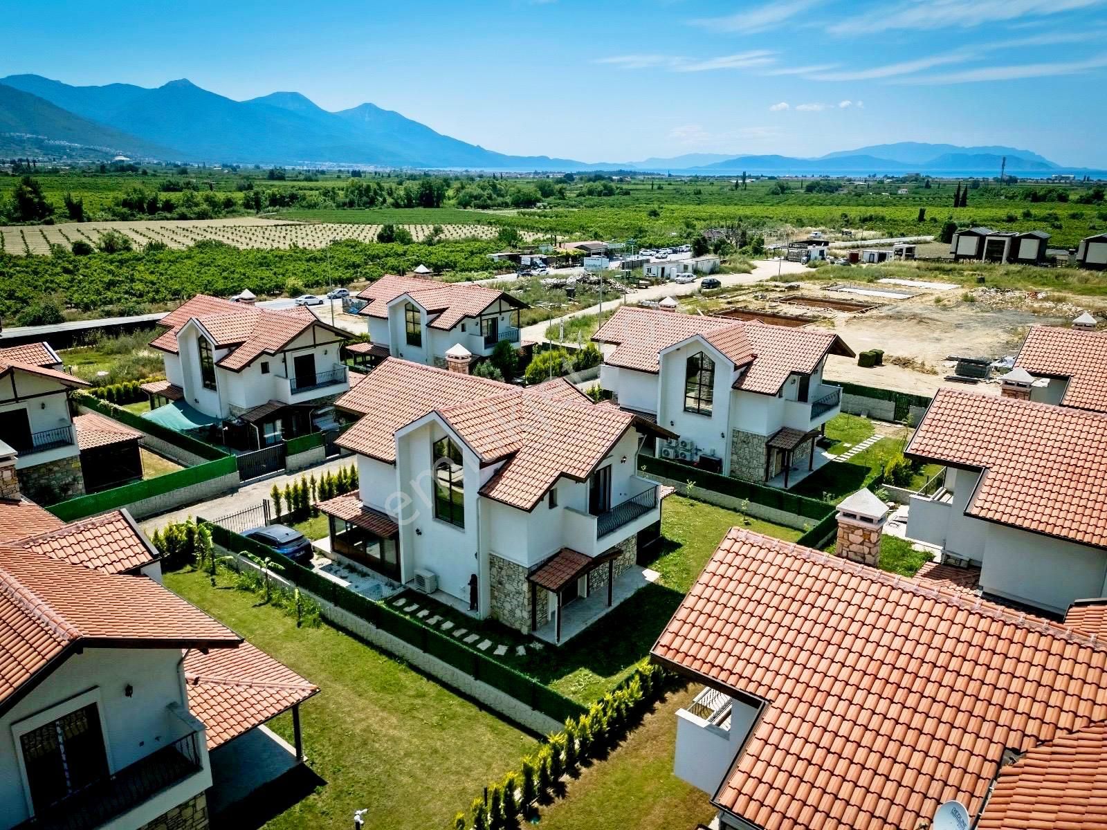 Kuşadası Caferli De Tek Müstakil Özel Havuzlu 3+1 Müstakil Villa - Görsel 7