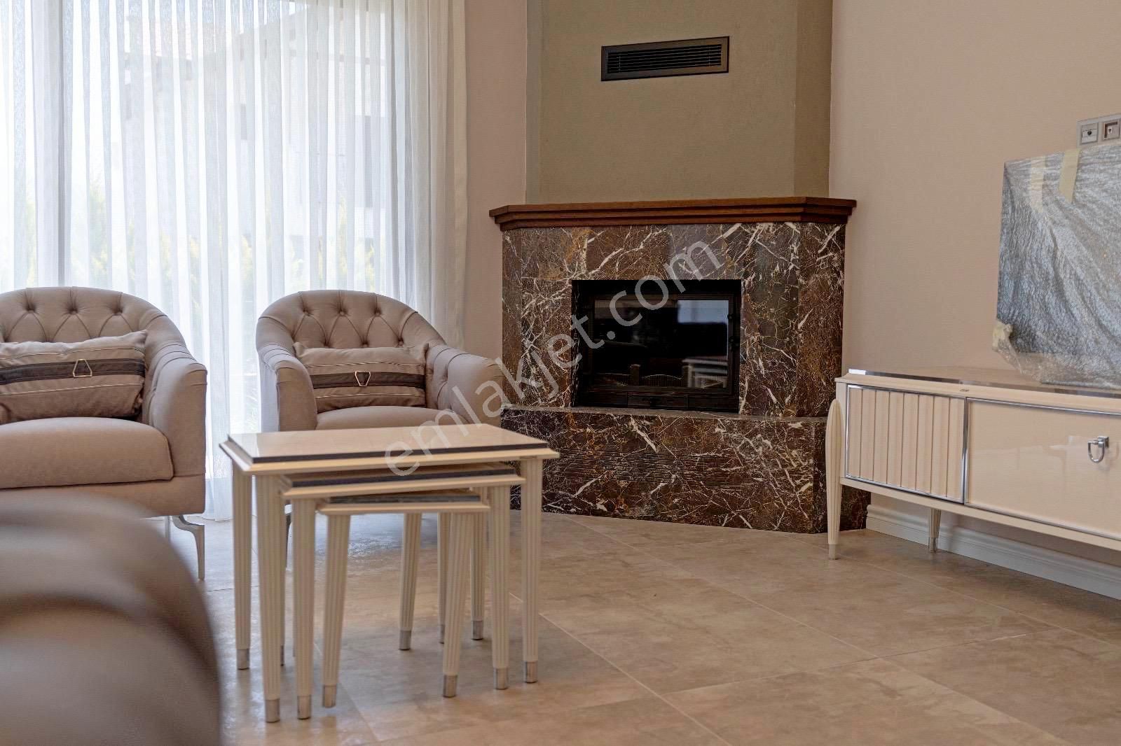 Kuşadası Caferli De Tek Müstakil Özel Havuzlu 3+1 Müstakil Villa - Görsel 22