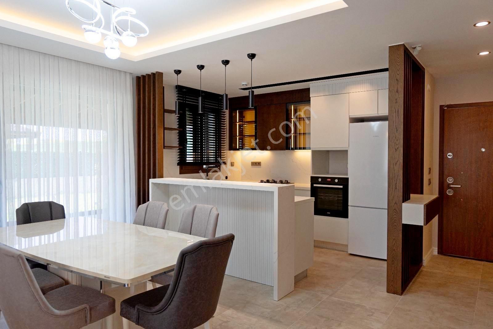 Kuşadası Caferli De Tek Müstakil Özel Havuzlu 3+1 Müstakil Villa - Görsel 20