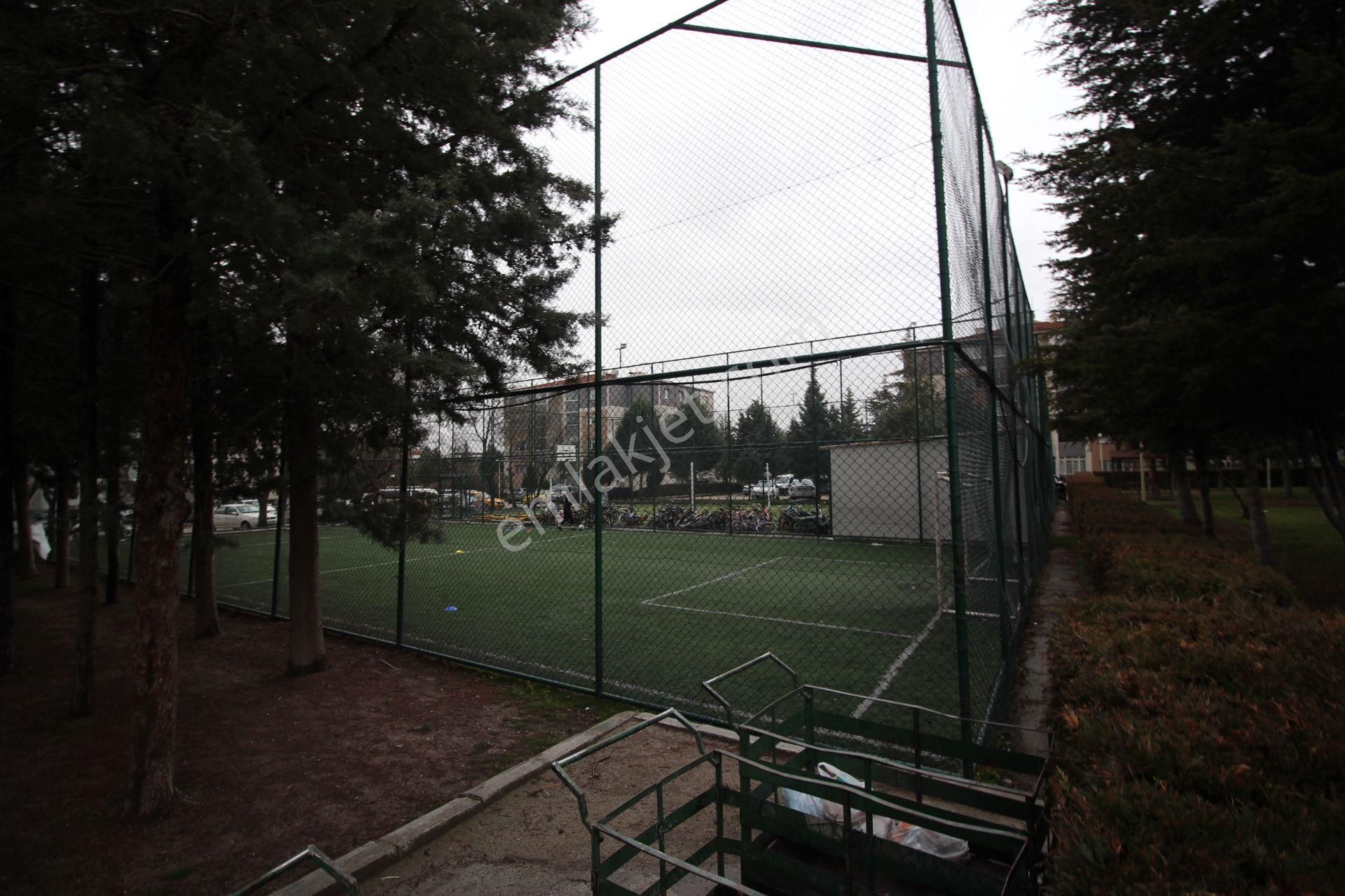 Emre Emlak'ta Ulubatlı Hasan'da Site İçi Asansörlü Arakat Kiralık Daire - Görsel 24