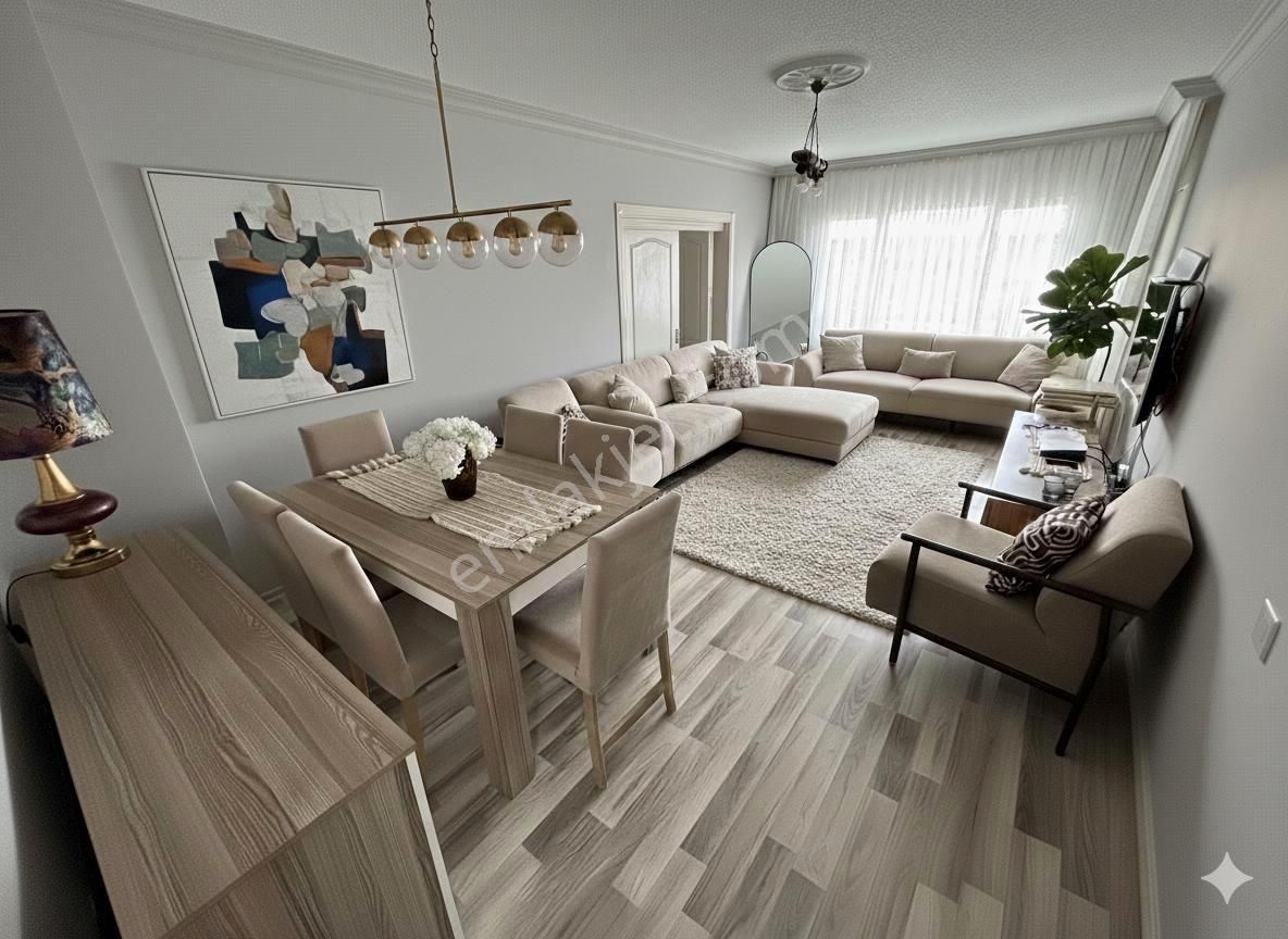 Emre Emlak'ta Ulubatlı Hasan'da Site İçi Asansörlü Arakat Kiralık Daire - Görsel 2