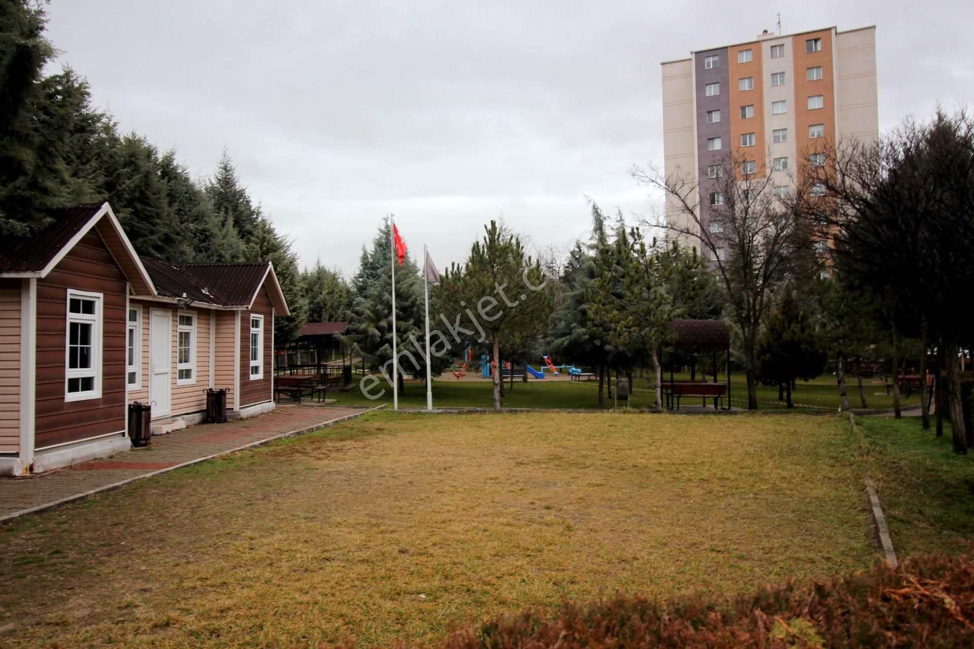 Emre Emlak'ta Ulubatlı Hasan'da Site İçi Asansörlü Arakat Kiralık Daire - Görsel 25