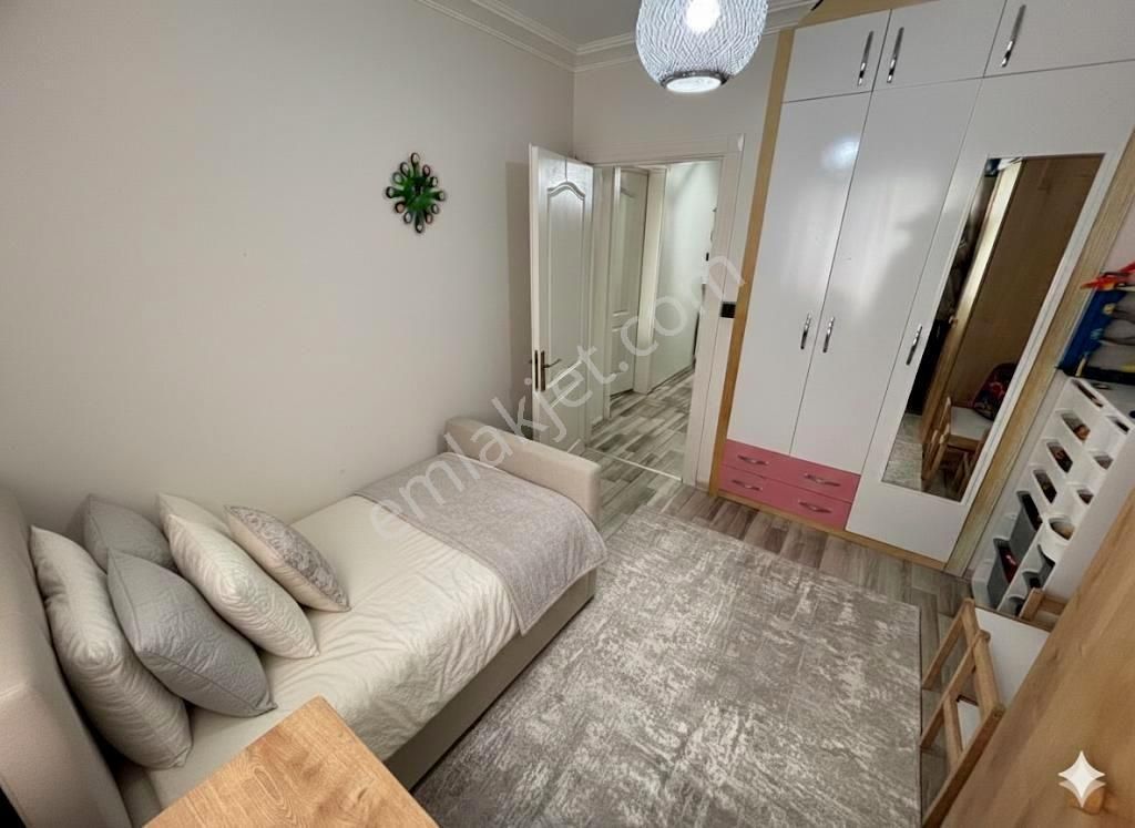 Emre Emlak'ta Ulubatlı Hasan'da Site İçi Asansörlü Arakat Kiralık Daire - Görsel 7