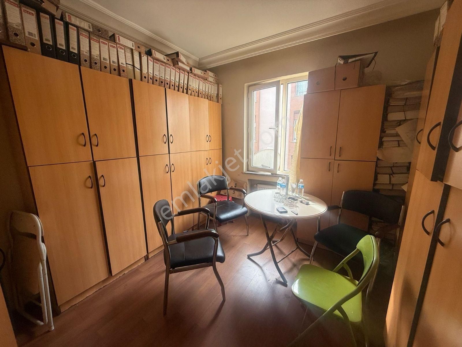 Büyükçekmece Fatih Mahallesi Cengiz. Opel Cad 3+1 160m2 - Görsel 23