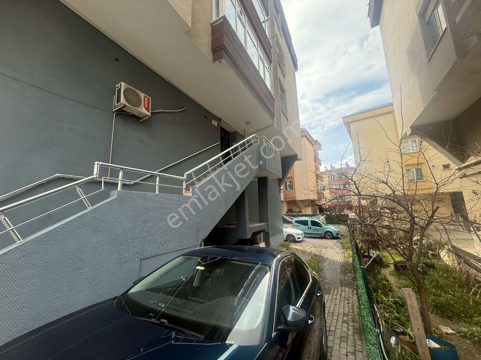 Büyükçekmece Fatih Mahallesi Cengiz. Opel Cad 3+1 160m2 - Görsel 6