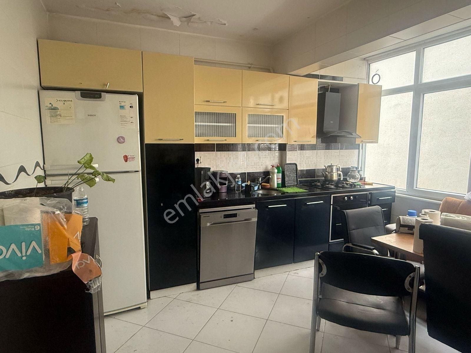 Büyükçekmece Fatih Mahallesi Cengiz. Opel Cad 3+1 160m2 - Görsel 14