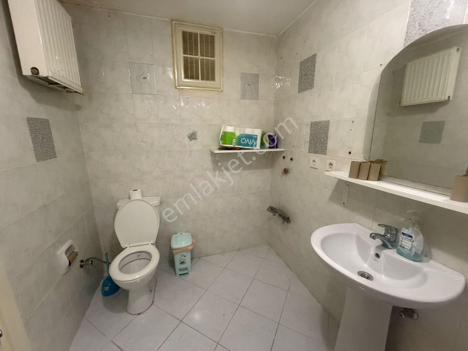 Büyükçekmece Fatih Mahallesi Cengiz. Opel Cad 3+1 160m2 - Görsel 3