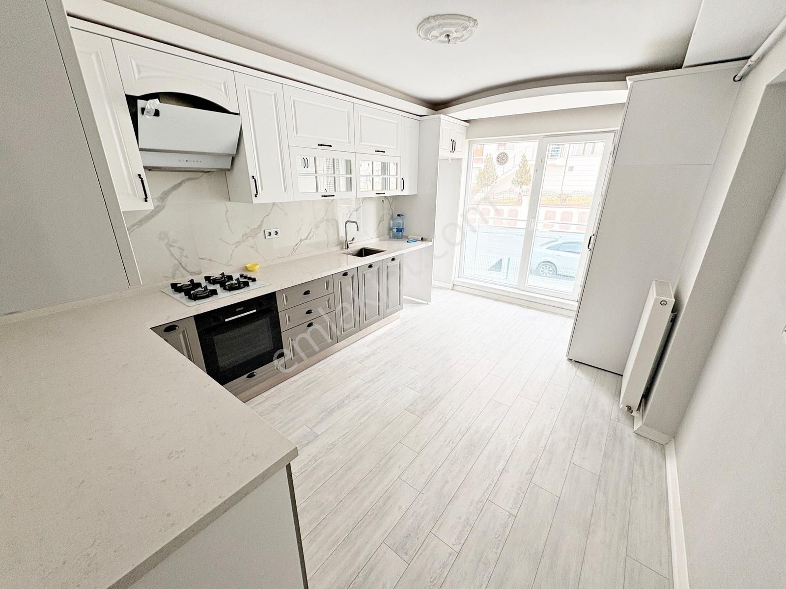 4+1 Katta Tek Daire Etlik Bulvar Paraleli Toplu Taşıma Yakını - Görsel 2