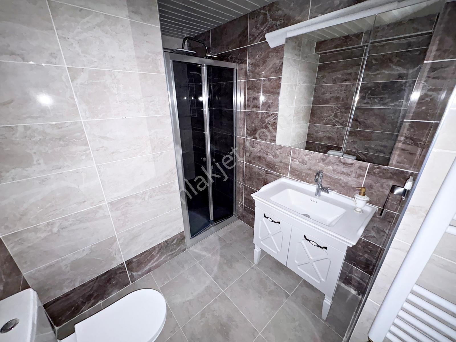 4+1 Katta Tek Daire Etlik Bulvar Paraleli Toplu Taşıma Yakını - Görsel 29