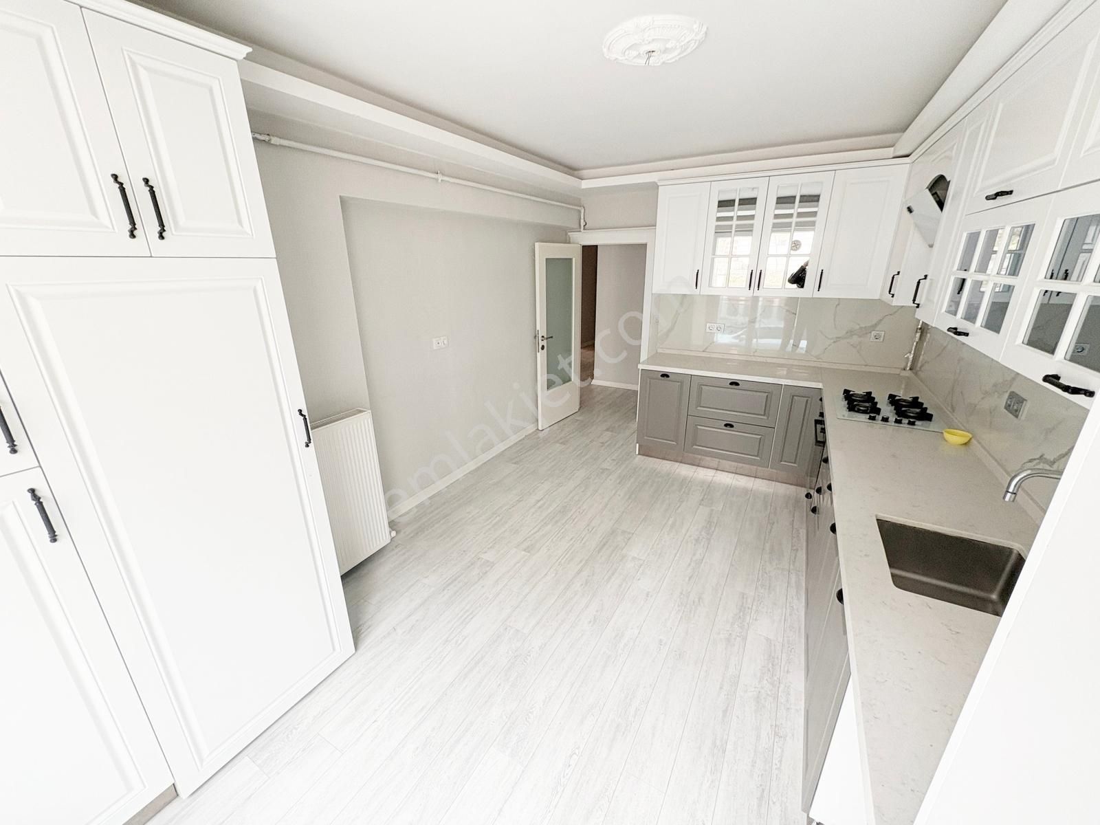 4+1 Katta Tek Daire Etlik Bulvar Paraleli Toplu Taşıma Yakını - Görsel 6