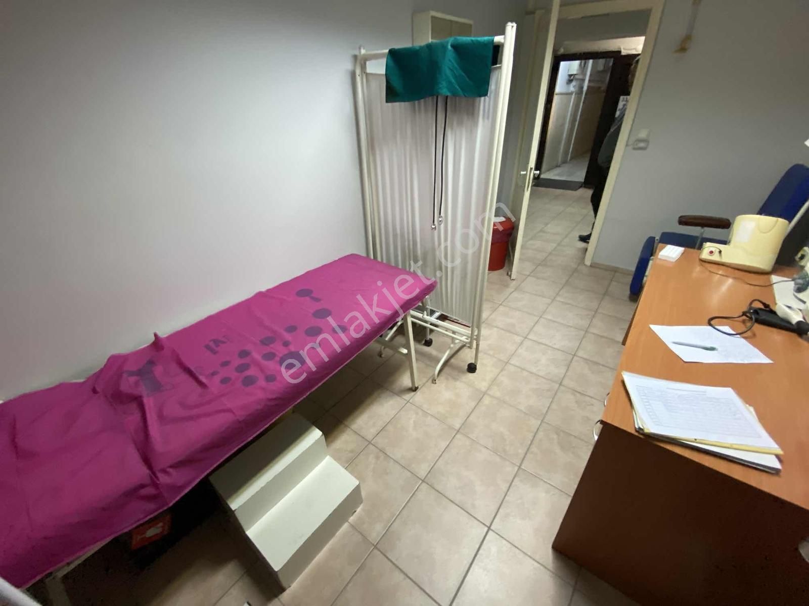 İzmir İnönü Cad. Üzeri Poligon Metro Yanı 3+1 Asm Kiracılı Daire - Görsel 24