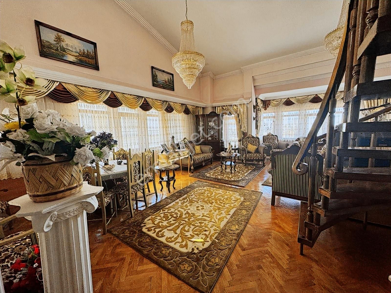 Turyaptan Dikmen Sinan Caddesinde 5+2 Satılık Teraslı Dublex - Görsel 11