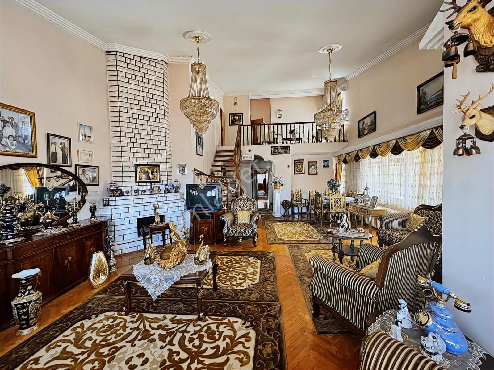 Turyaptan Dikmen Sinan Caddesinde 5+2 Satılık Teraslı Dublex - Görsel 6