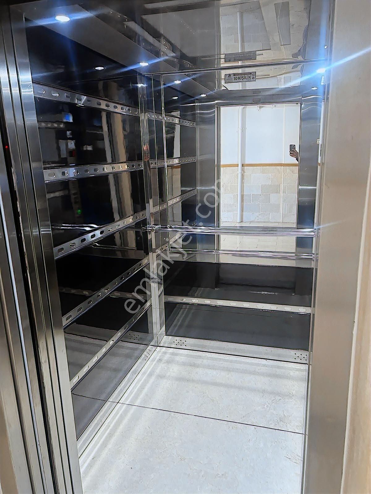 Kaan Emlaktan Adliye Ve Sgk Karşısı Lüks Apart Ve Ofisler - Görsel 3