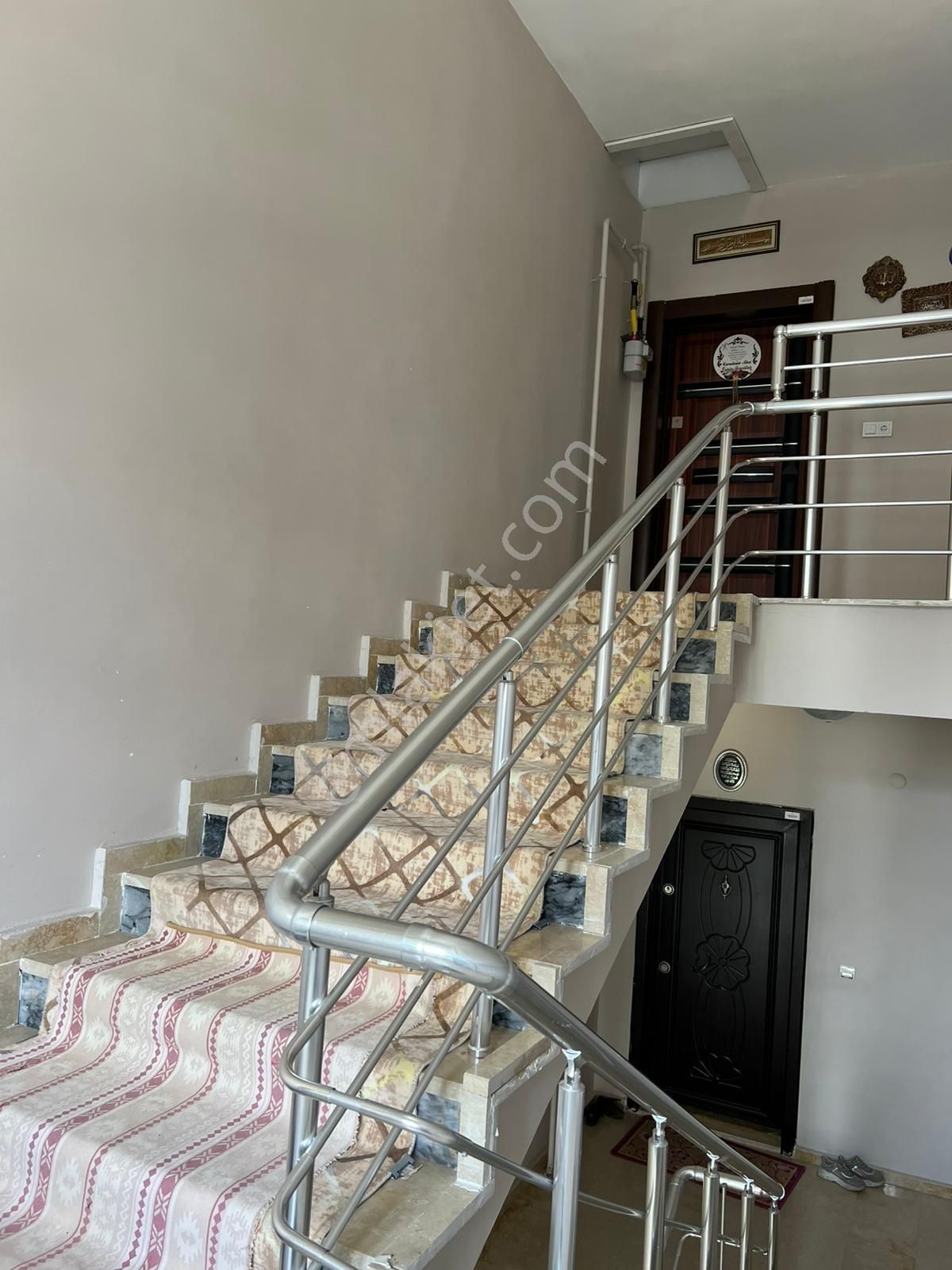 Satılık Ticari Ruhsatlı 5 Katlı Bina - Görsel 14