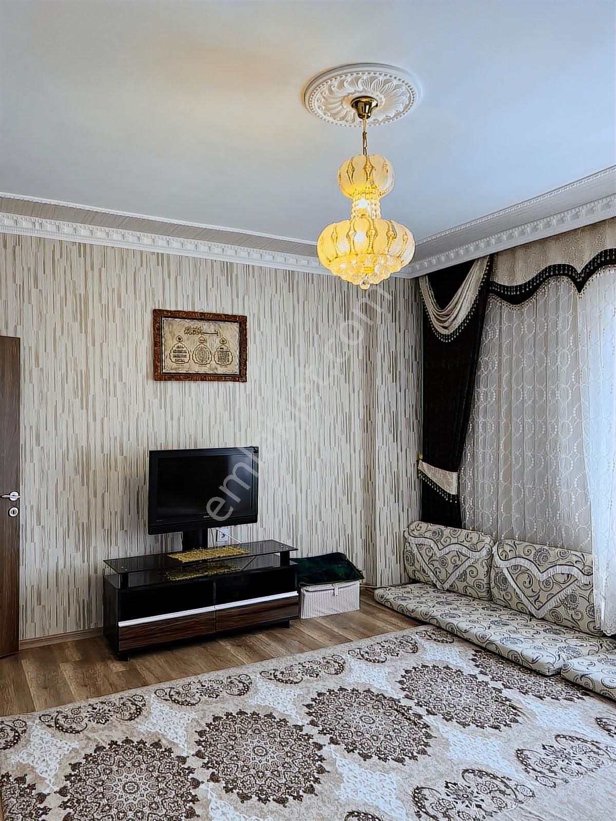 Satılık Ticari Ruhsatlı 5 Katlı Bina - Görsel 13