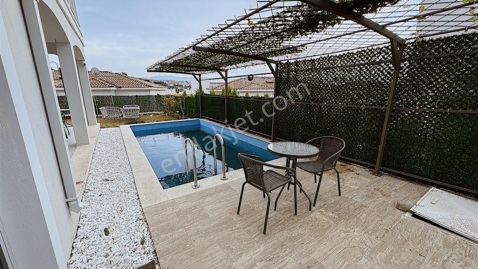 Kuşadası'nda Bahçeli Ve Havuzlu Müstakil Yeni Villa | Tekce - Görsel 14