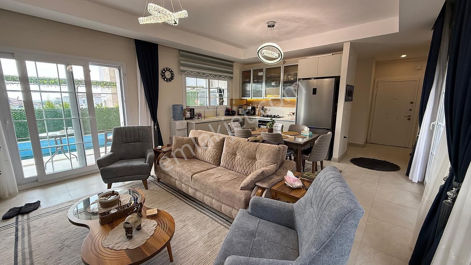 Kuşadası'nda Bahçeli Ve Havuzlu Müstakil Yeni Villa | Tekce - Görsel 22