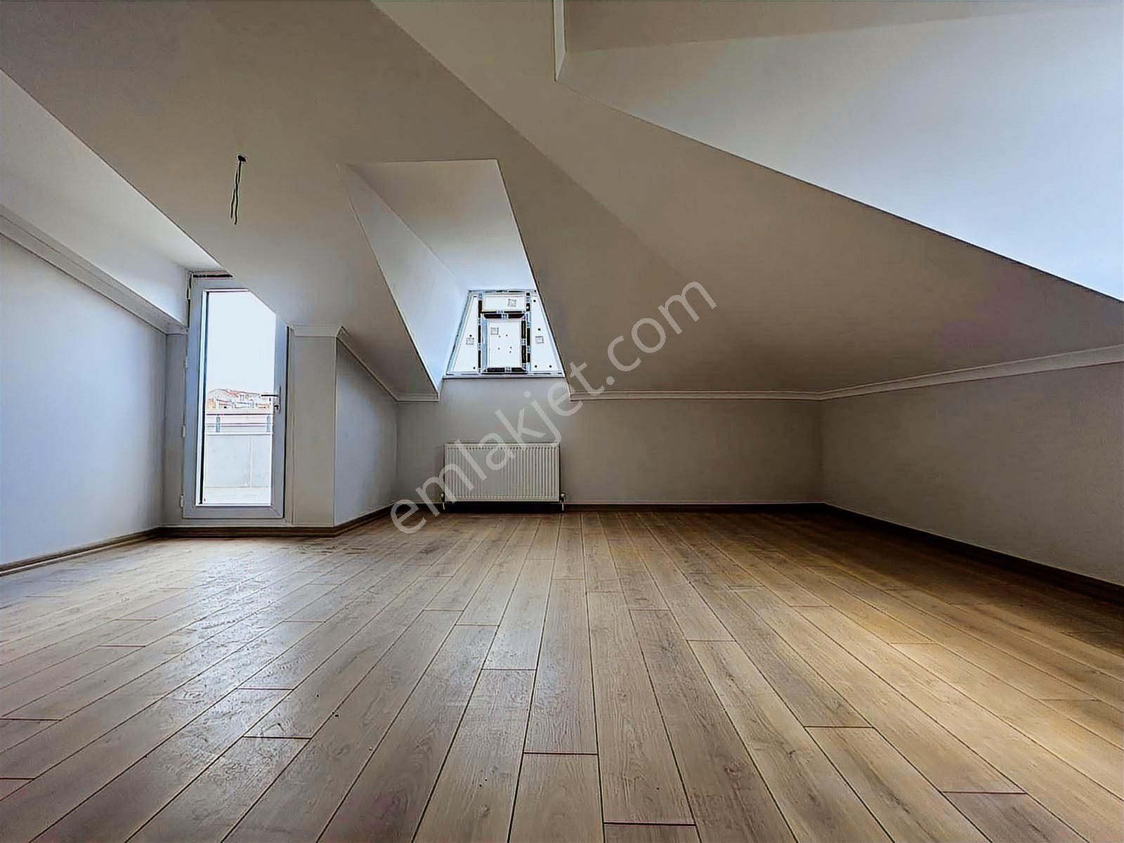 Satılık 3+2 Dubleks Basın Sitesi, Teraslı, Geniş Salonlu - Görsel 7