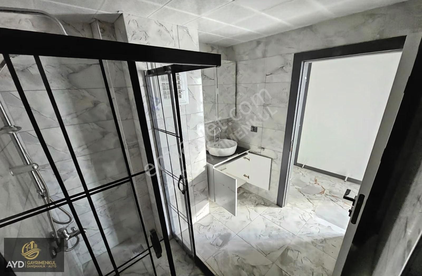 Ayd'den Menderes Mah.'de Cadde Üzerinde Sıfır 1+1 Daire - Görsel 29