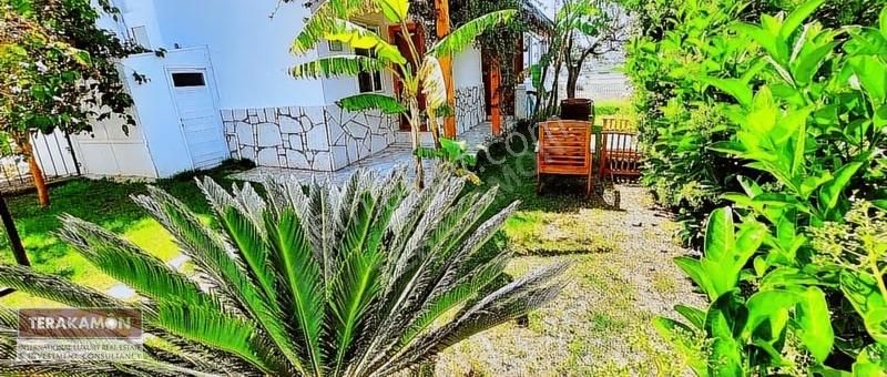 İzmir Çeşme Çiftlik Köy Deniz Manzaralı Site İçinde Dubleks - Görsel 4