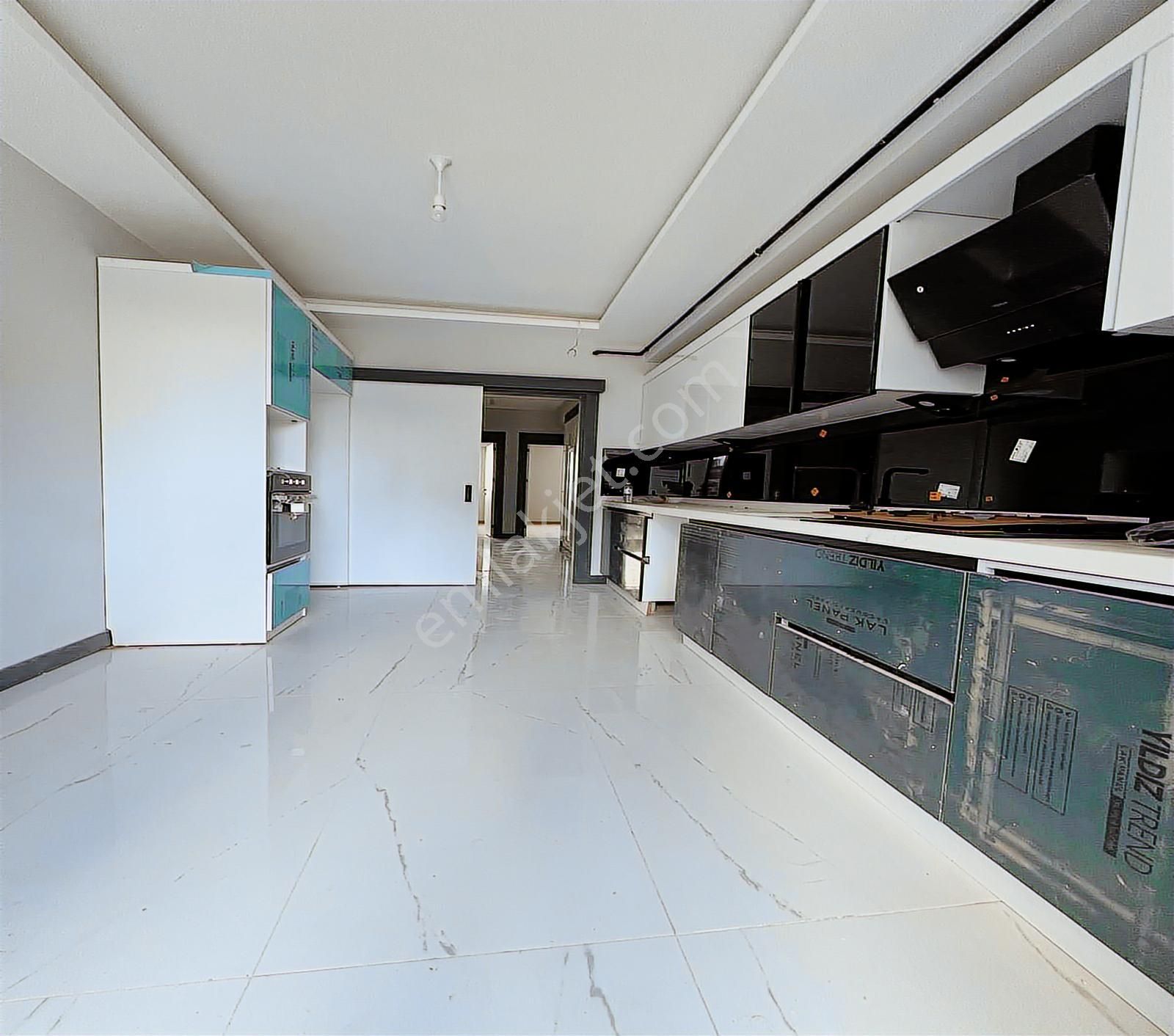 Lider'den Tepe'de Cumhuriyet Mah.siteiçi Lüx 3+1güney Cephedaire - Görsel 20