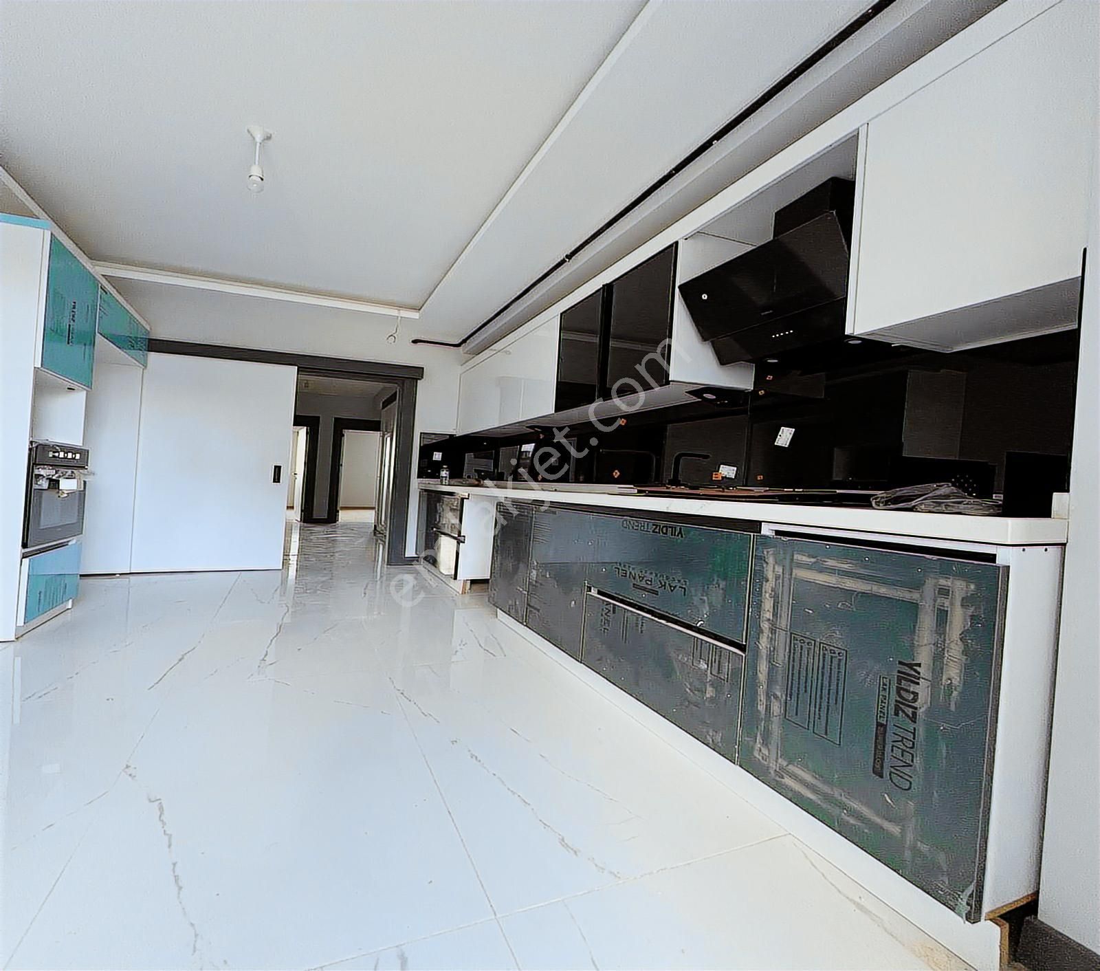 Lider'den Tepe'de Cumhuriyet Mah.siteiçi Lüx 3+1güney Cephedaire - Görsel 22