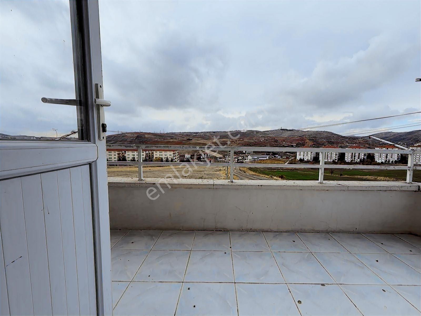 Keskin'den Okul Yakını Ara Kat Asansörlü 3+1 Daire - Görsel 25