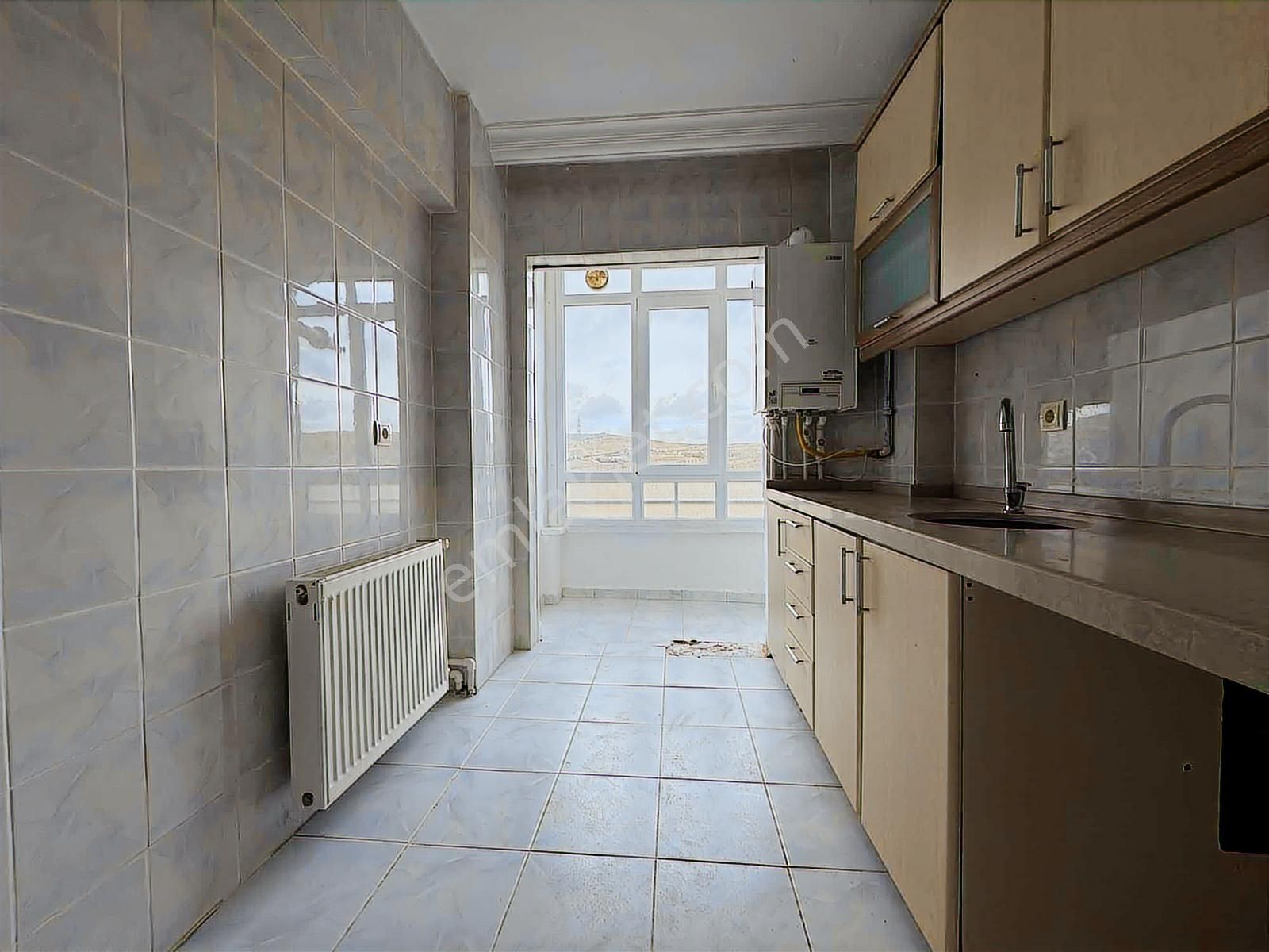 Keskin'den Okul Yakını Ara Kat Asansörlü 3+1 Daire - Görsel 7