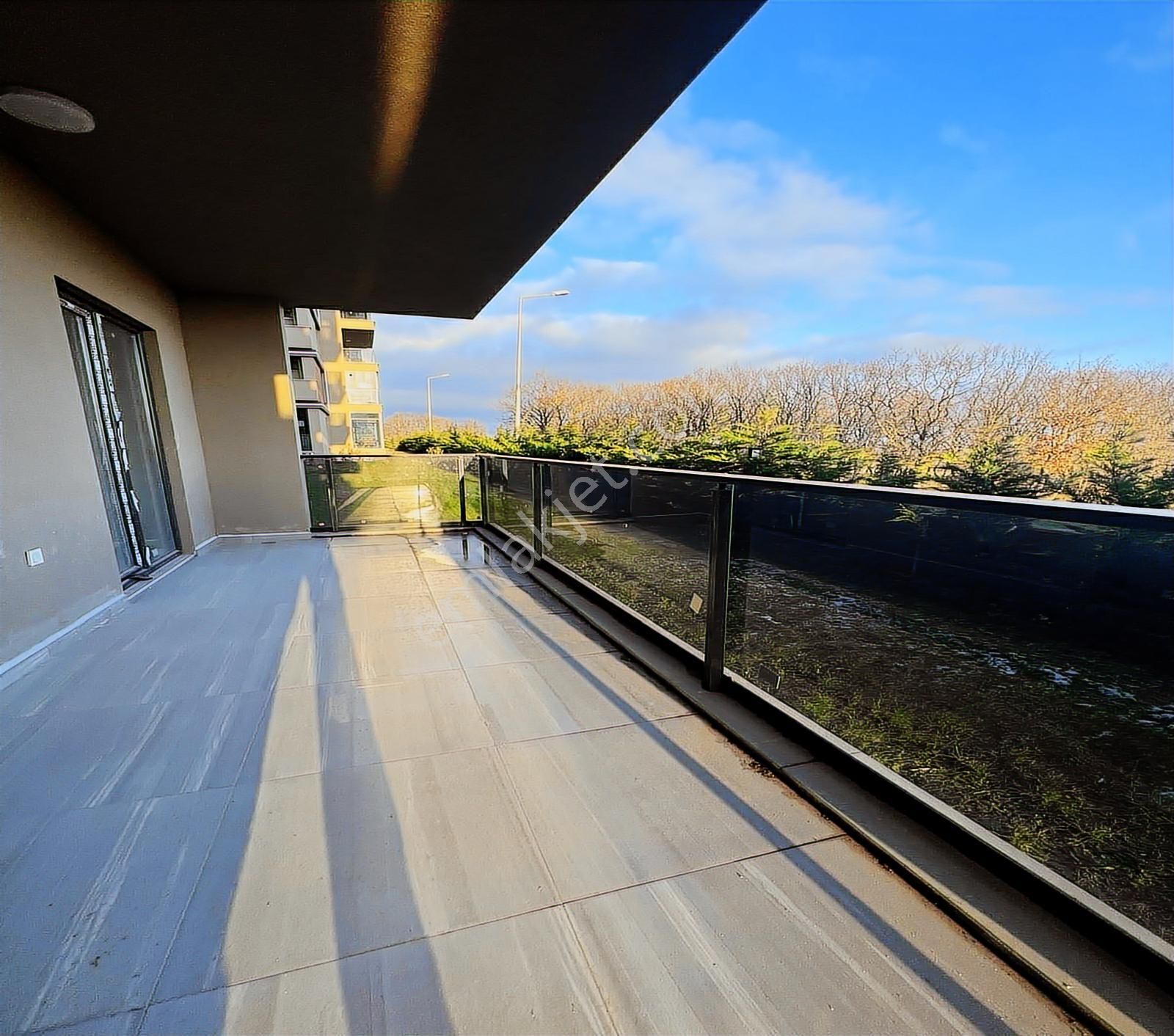 Lider'den Tepe'de.3+1 Site İçi Ultra Lüx Geniş Ferah Yaşam Alan