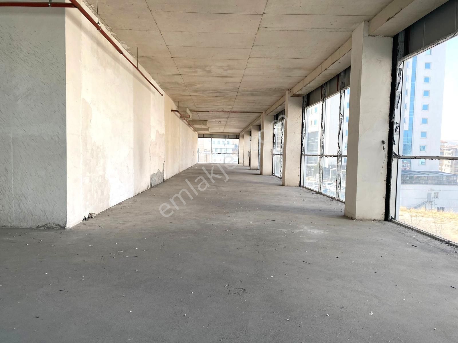 Çukurambar Koru Hast. Yakını 500 M2 1.kat Satılık Ofis - Görsel 26