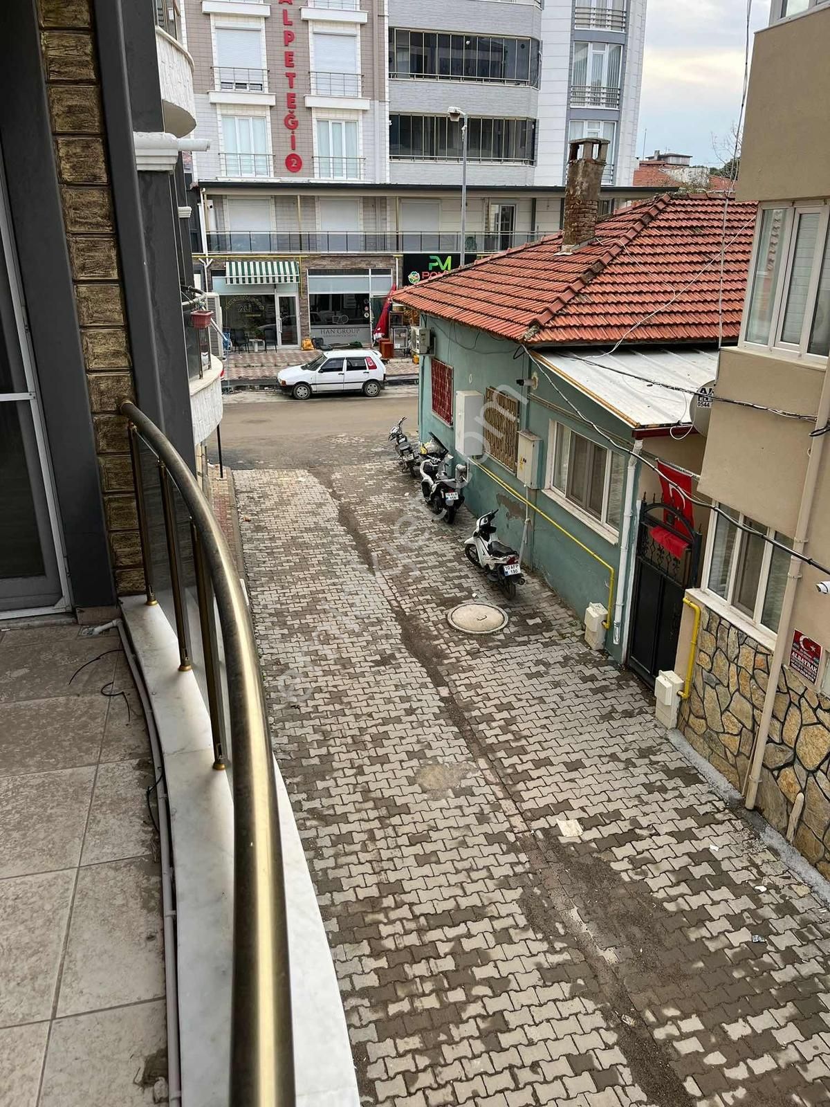 3+1 Büyük Geniş Ferah Kaliteli Doğalgazlı Arakat Daire - Görsel 34