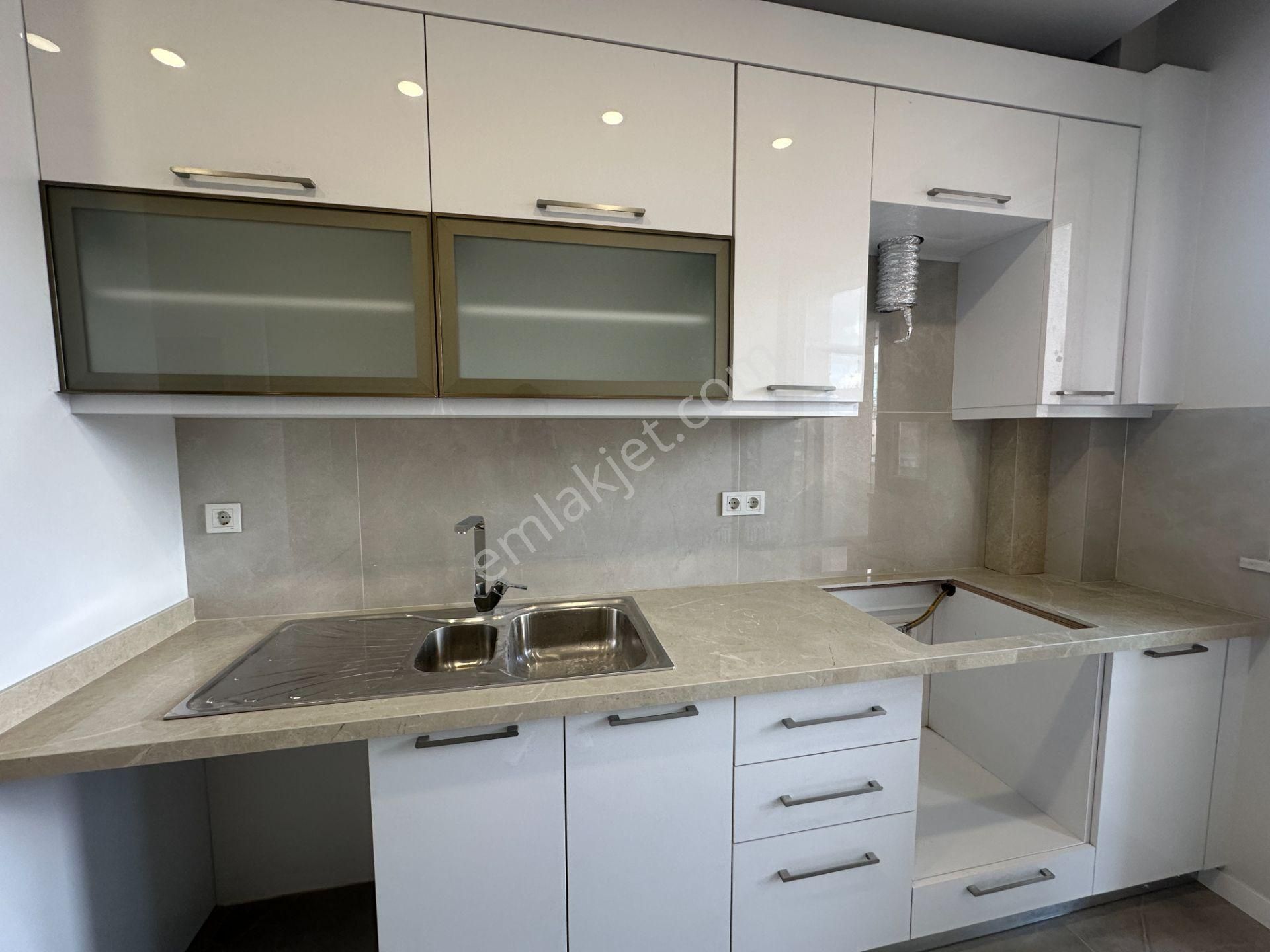 Turyap Göztepe Den Merdivenköy De Yeşil Enerjili 2+1 Satılık Daire - Görsel 11