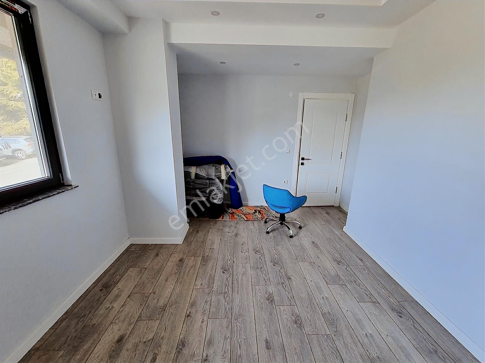 Tuzla Postane Mahallesinde Site İçinde 2+1 Satılık Fırsat Daire - Görsel 17