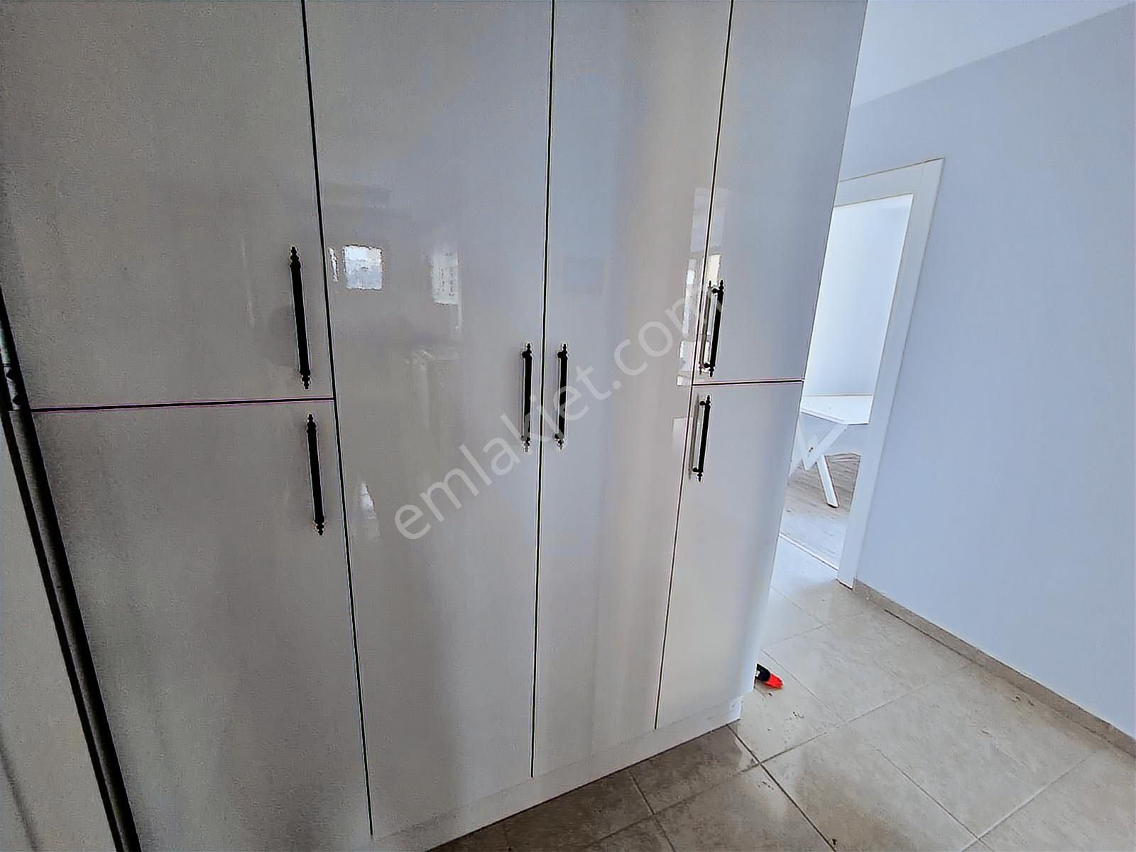 Tuzla Postane Mahallesinde Site İçinde 2+1 Satılık Fırsat Daire - Görsel 13