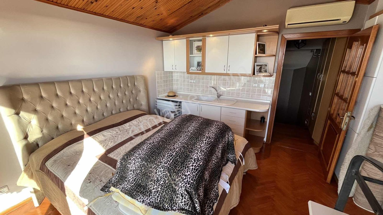 Büyükçekmece Kamiloba Aymakent Sitesinde Satılık 6+1 Villa - Görsel 31