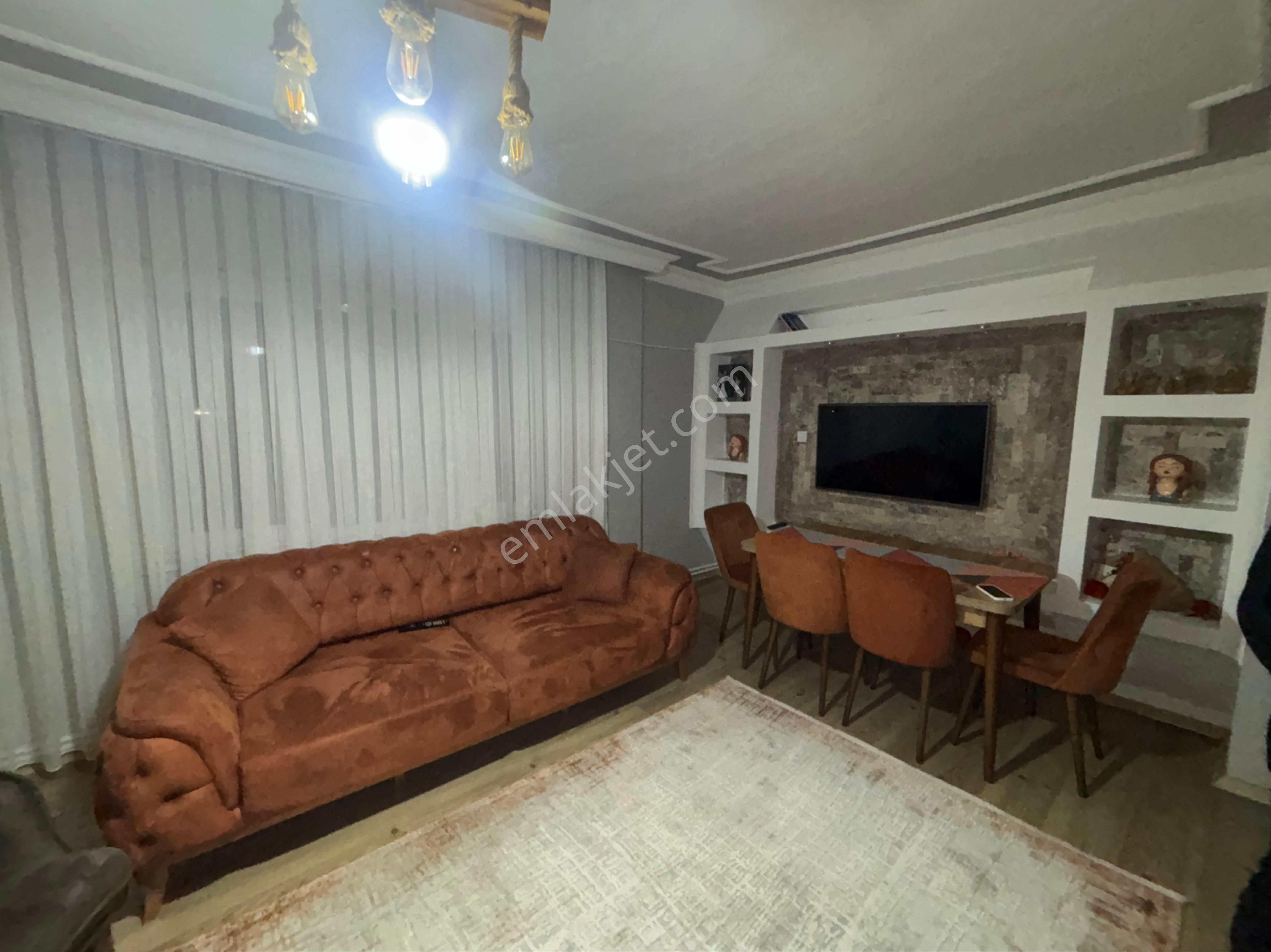 Ak Auto Gayrimenkul'dan Tekirdağ Süleymanpaşa 100.yıl Mahallesi Satılık 3+1 Daire